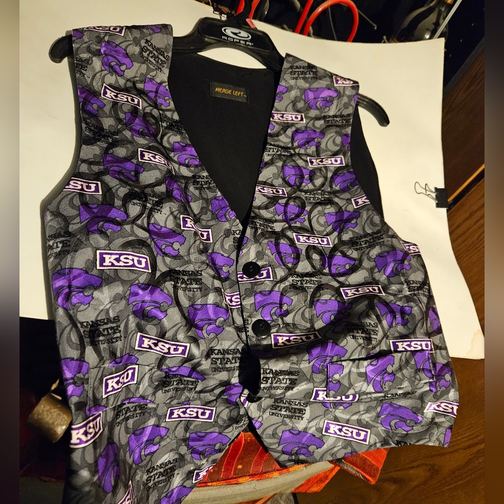 Mens Kansas State University Tuxedo Vest